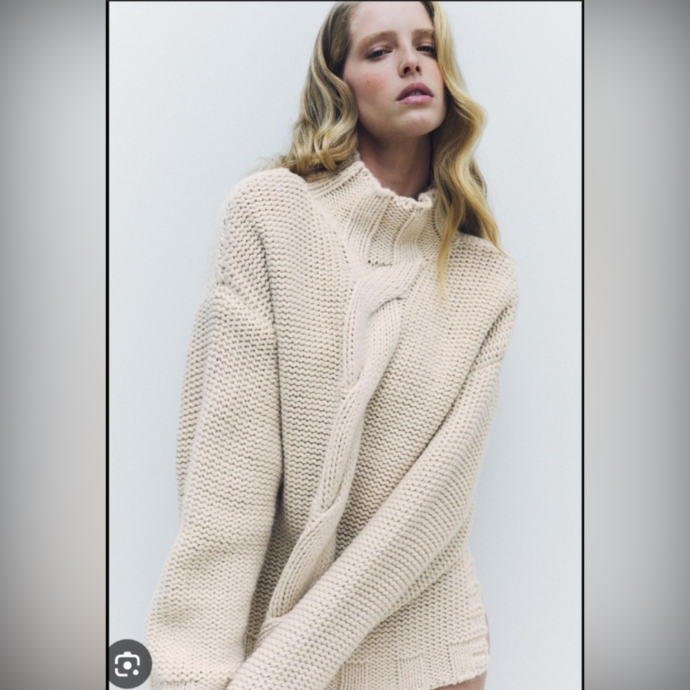 ZARA 2025 NWT! Cream Cable Knit Sweater Size Medium